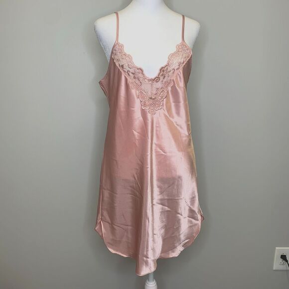 Inner Most Pink Satin Lace Short Gown Trad Wife Classy Size Medium - Picture 1 of 13
